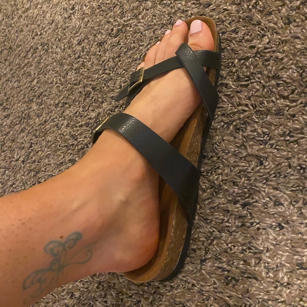 Sandals New!